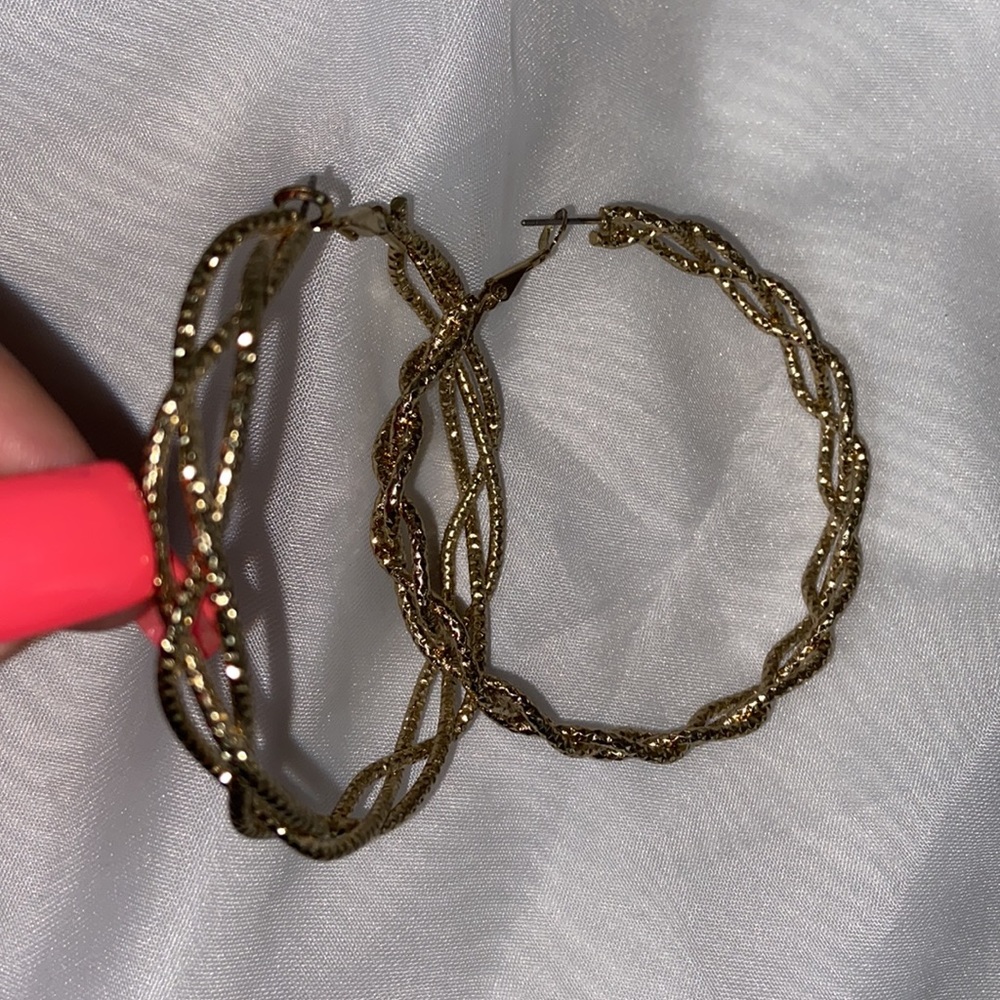 Gold earring bundle! - Picture 3 of 5